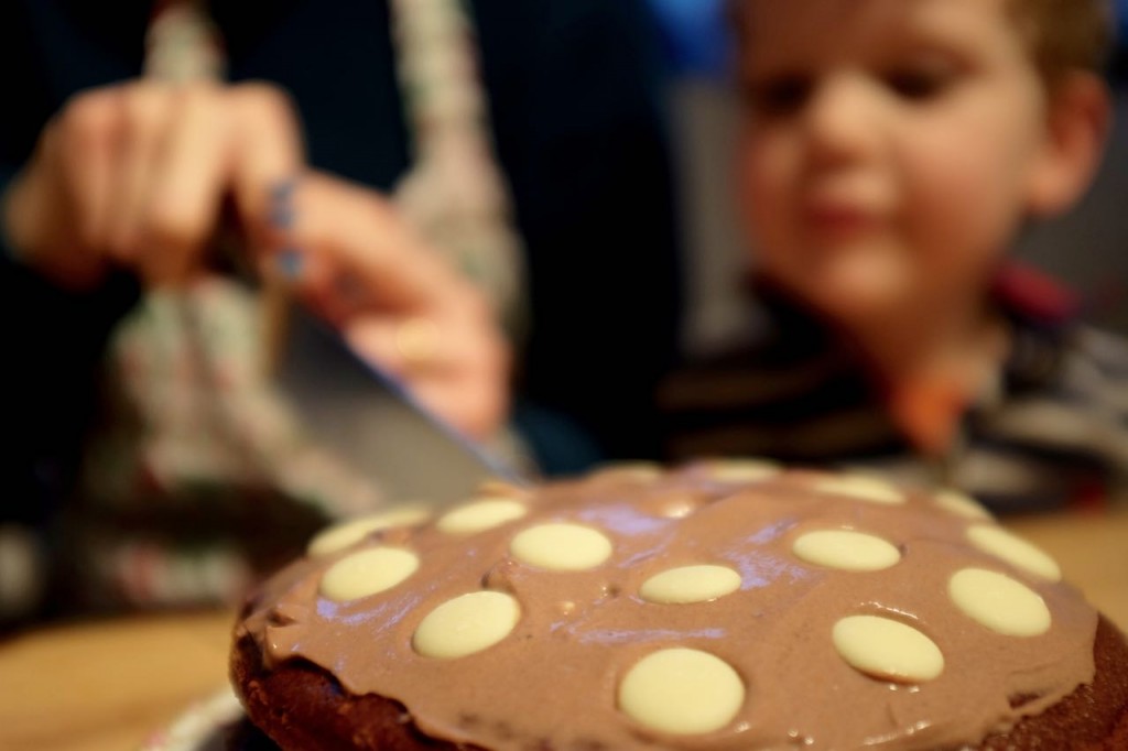 Healthy chocolate cake recipe testing 