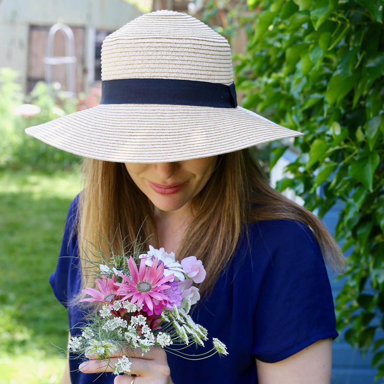Sunhat and flowers